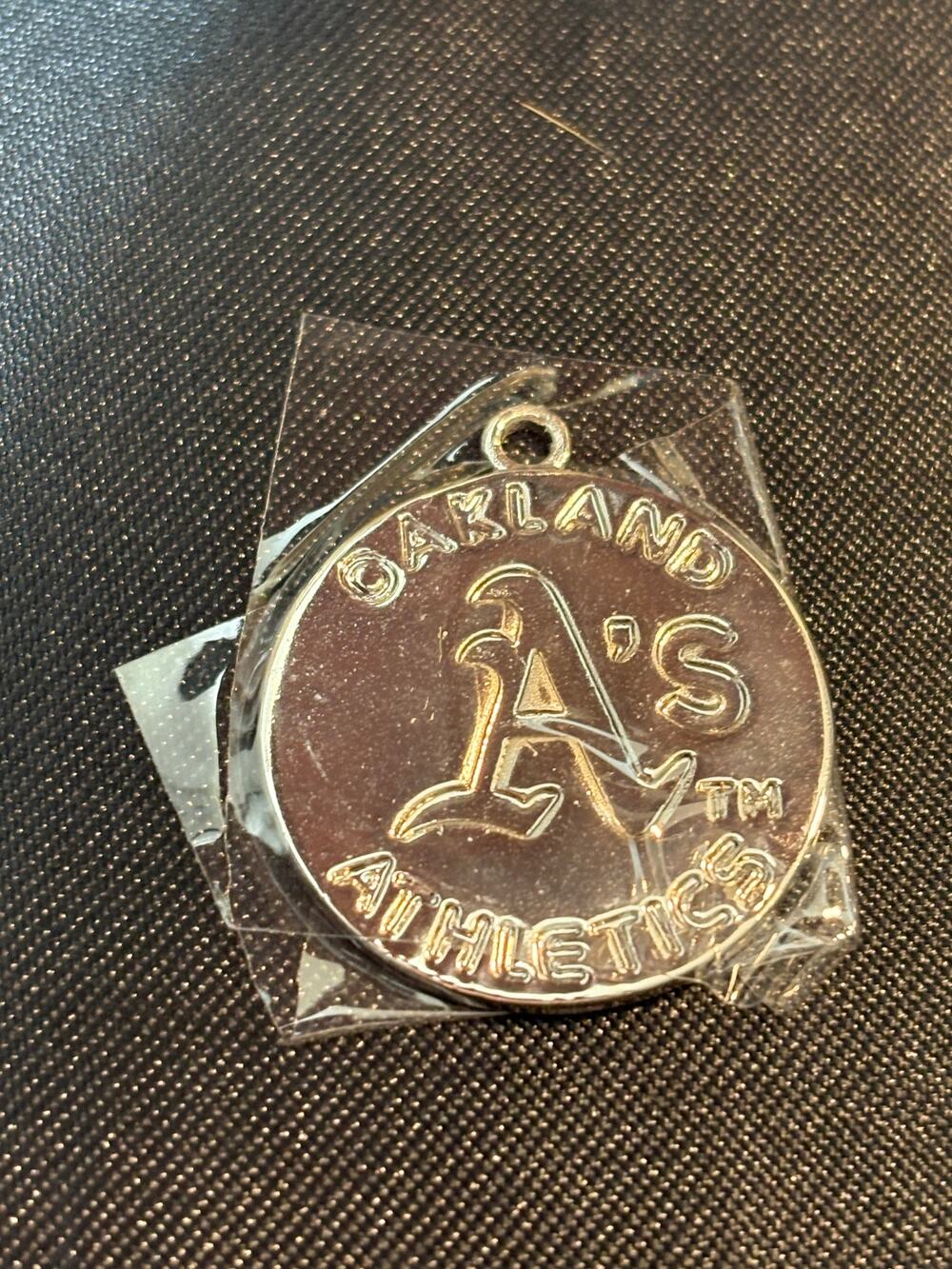 Vintage Oakland Athletics A’s Logo Pendant CHICO 5g New Old Stock